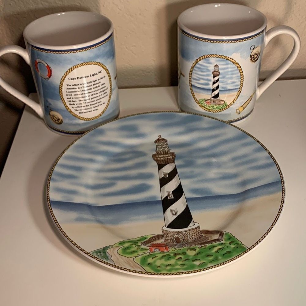 Royal Norfolk Coffee Mug Cape Hatteras Light, NC Lighthouse 2 Mugs and 1 Dish - Picture 8 of 8